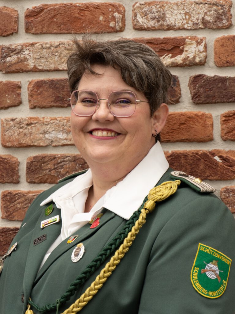 erste Schießwärtin - Maraike Brinkmann